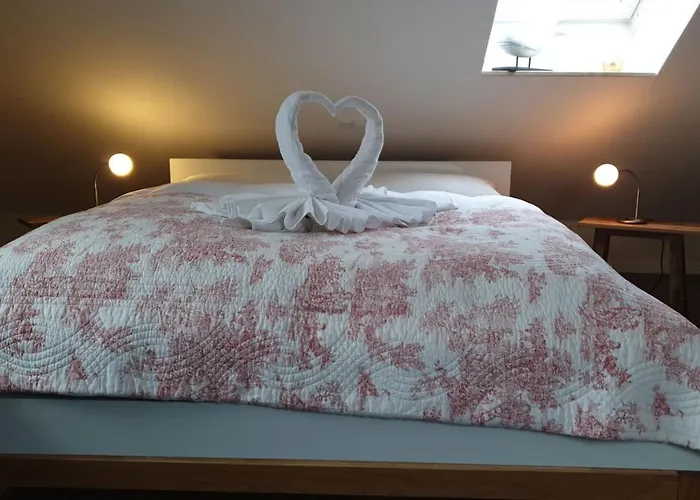 Rosenhof 3*
